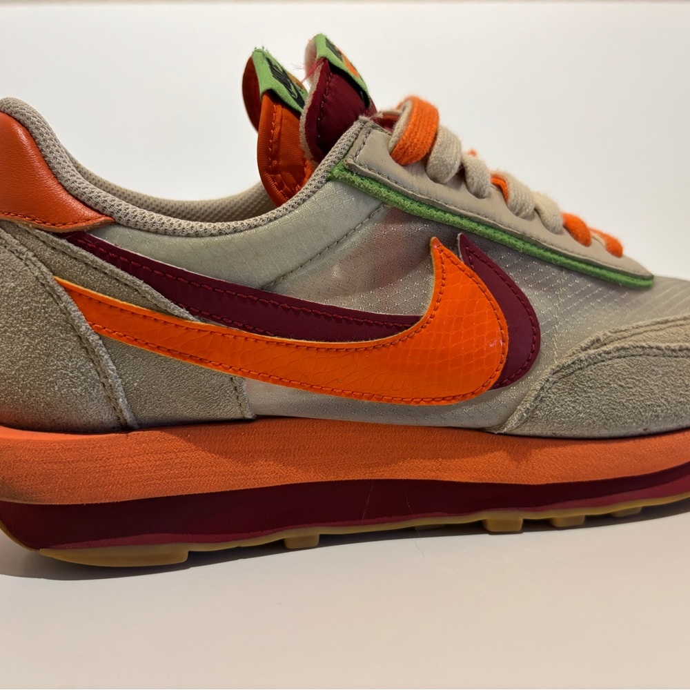 Nike LDWaffle x sacai x CLOT
Orange Blaze - Picture 11 of 12